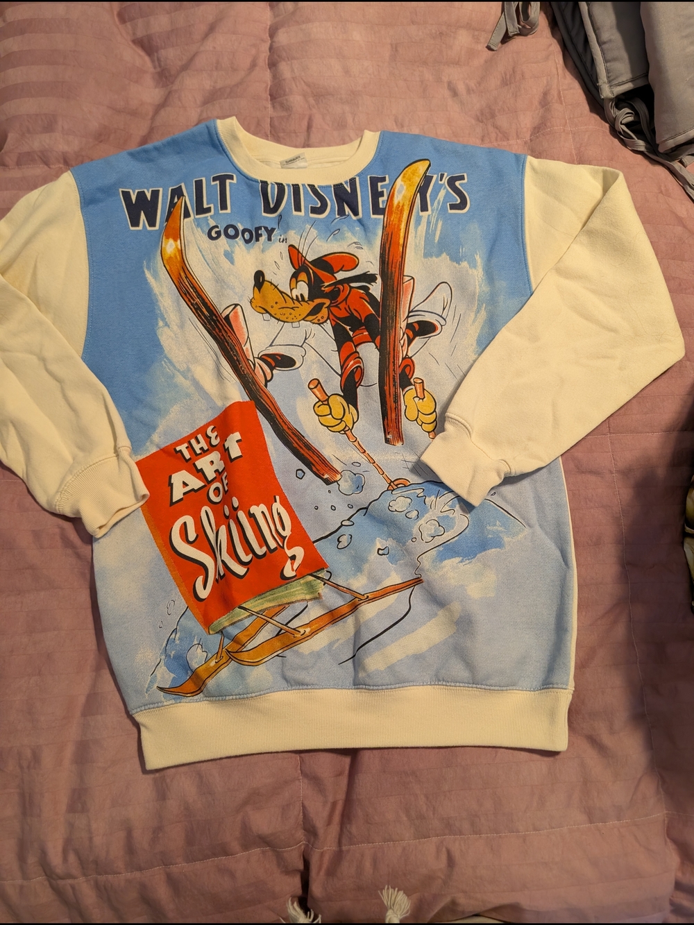 Disney Goofy Ski Graphic Crewneck - Light Blue & Cream